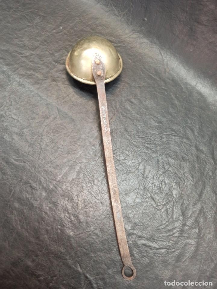 Antig&uuml;edades: Excepcional cazo antiguo. C62 - Foto 2
