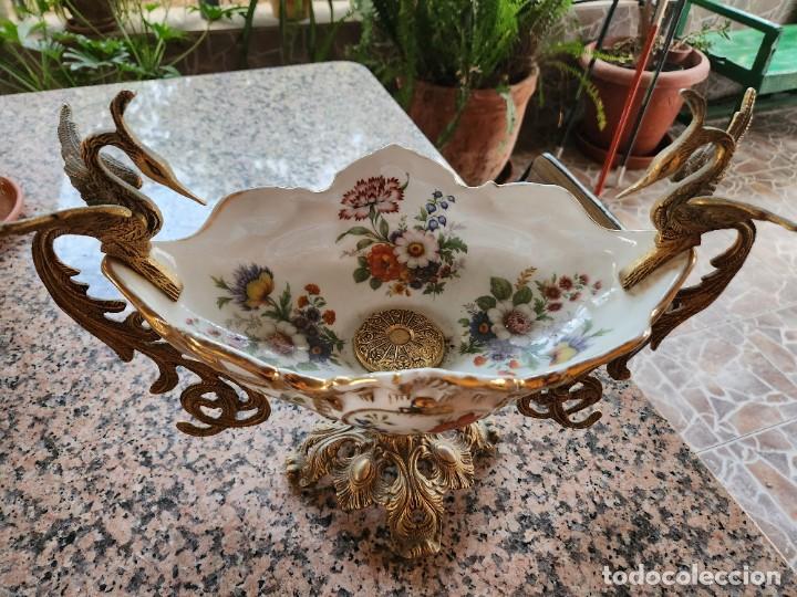 Antig&uuml;edades: Antiguo centro de mesa - Foto 4