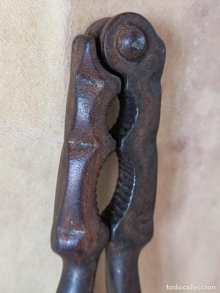 Antig&uuml;edades: ANTIGUO CASCAPI&Ntilde;ONES DE HIERRO - Foto 7