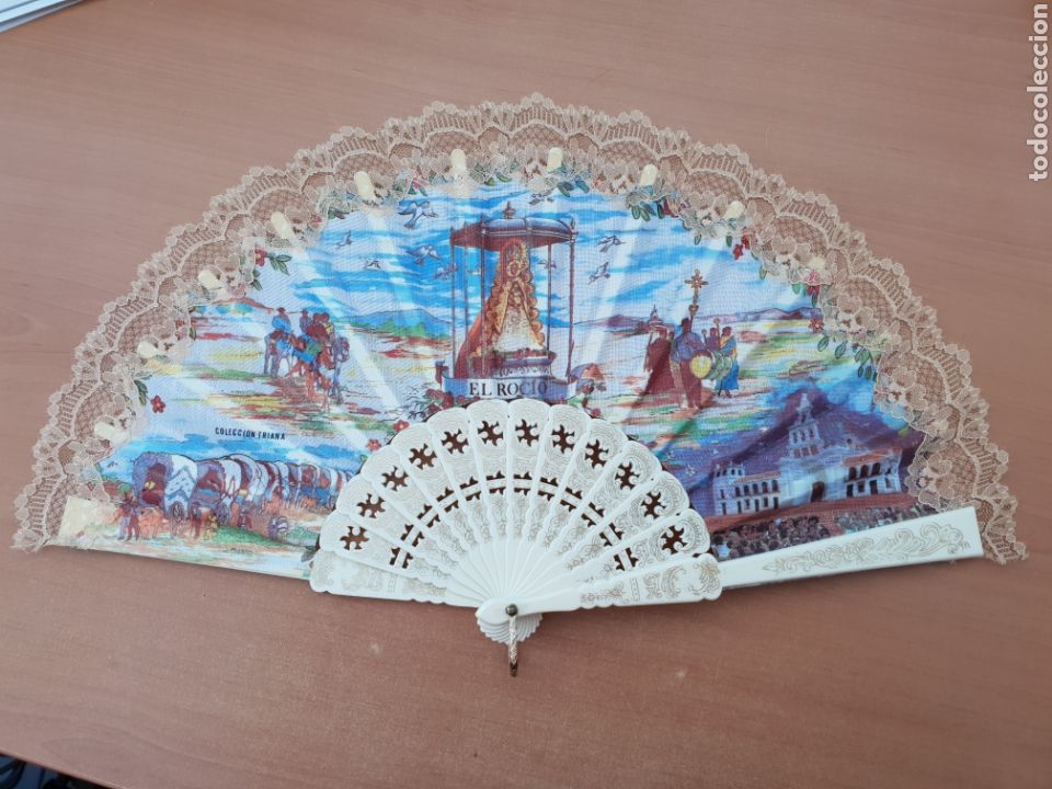 Antig&uuml;edades: Abanico El Roc&iacute;o colecci&oacute;n Triana - Foto 1