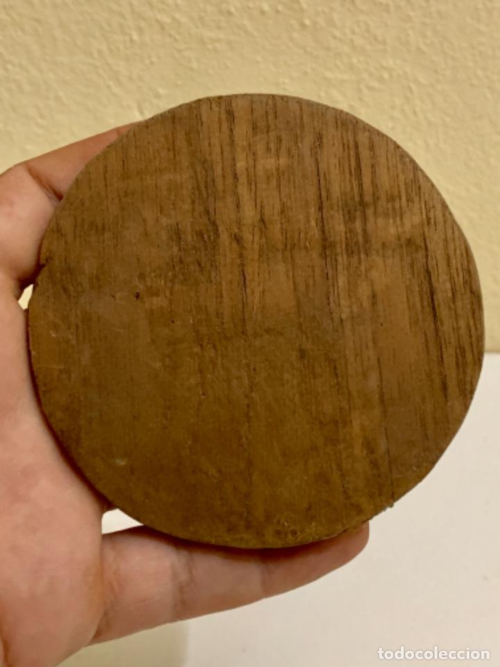 Antig&uuml;edades: ANTIGUO OBJETO RELIGIOSO DE MADERA - Foto 2