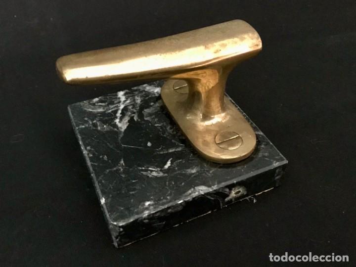 Antig&uuml;edades: Pisapapeles n&aacute;uticos - Foto 1