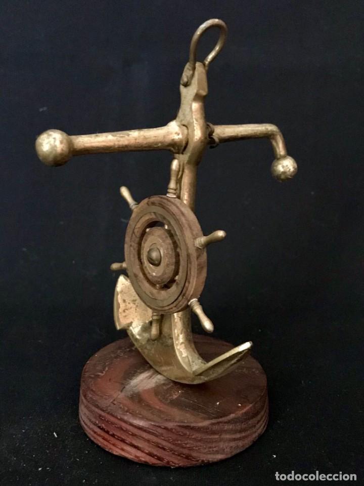 Antig&uuml;edades: Pisapapeles n&aacute;utico - Foto 1