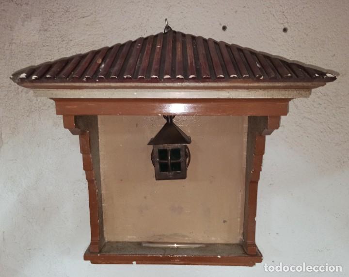 Antig&uuml;edades: Gran capilla de colgar con farol. - Foto 1