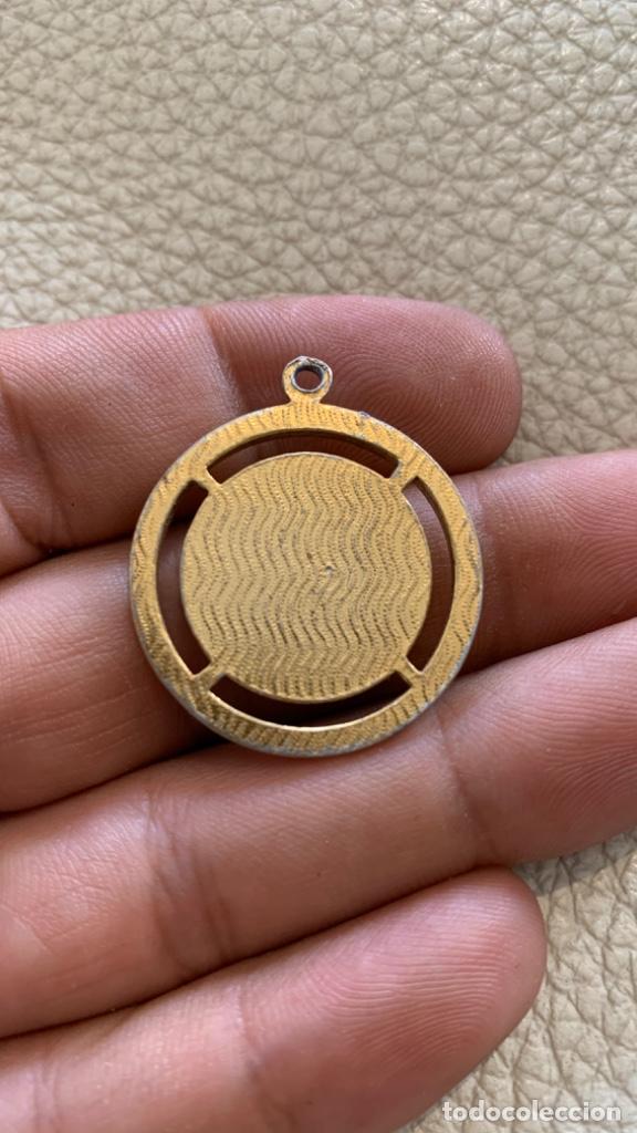 Antig&uuml;edades: ANTIGUA MEDALLA RELIGIOSA - Foto 2