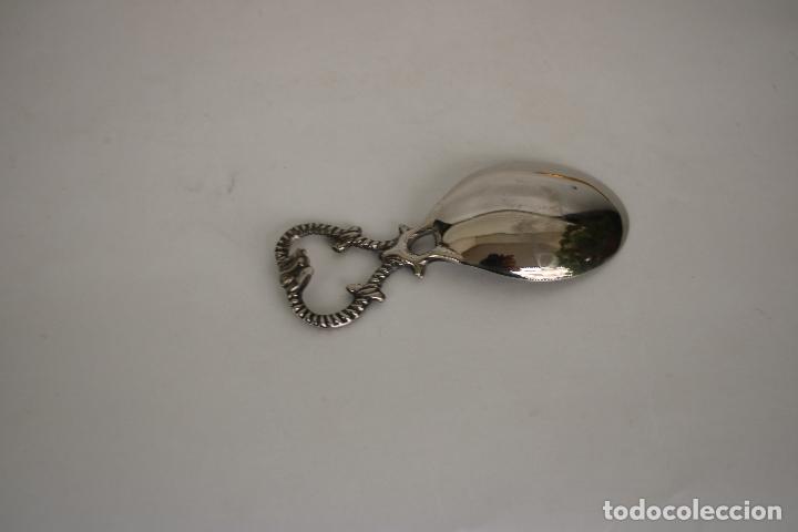Antig&uuml;edades: cuchara bebe plateada - Foto 3