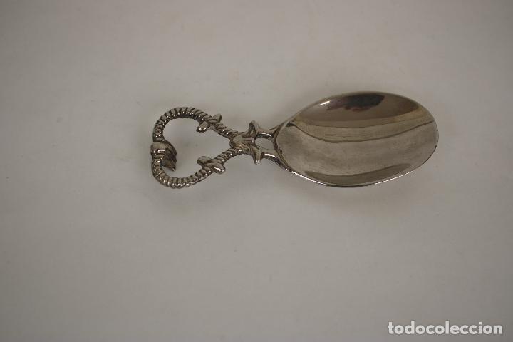 Antig&uuml;edades: cuchara bebe plateada - Foto 1