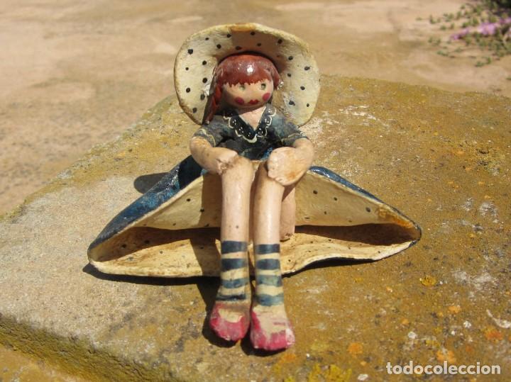 Antig&uuml;edades: escultura papier mache - Foto 3