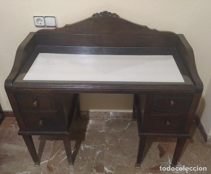 Antig&uuml;edades: Escritorio antiguo restaurado - Foto 2