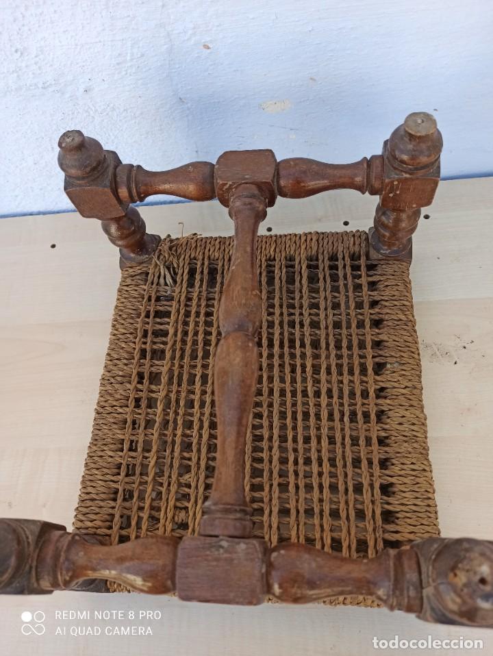 Antig&uuml;edades: Silla de juguete. - Foto 7