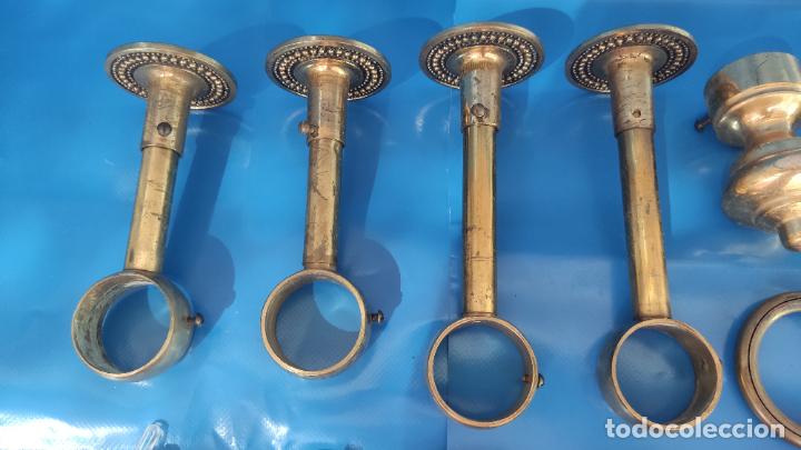 Antig&uuml;edades: LOTE DE CORTINERO EN BRONCE Y LATON - Foto 2