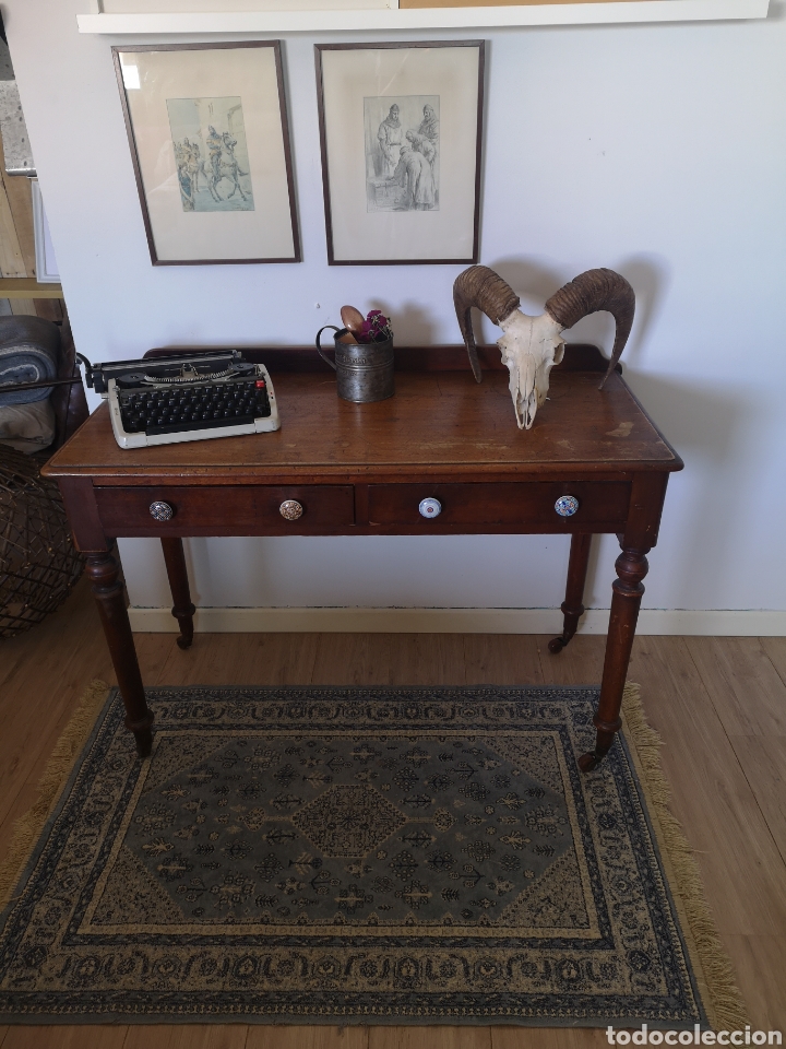Antig&uuml;edades: Consola - Foto 1