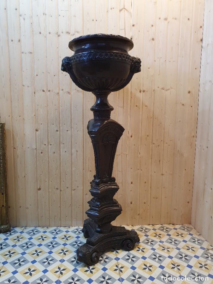 Antig&uuml;edades: PAREJA DE MACETEROS DE BRONCE AL ESTILO FRANCES S.XIX - Foto 8