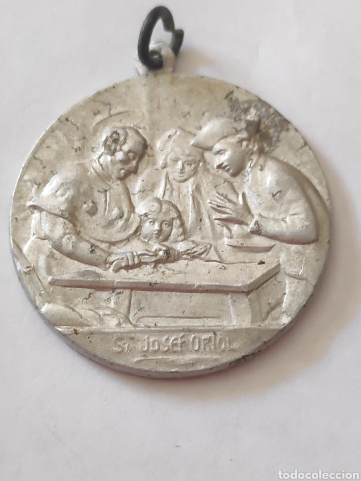 Antig&uuml;edades: Medalla Josep Oriol - Foto 1