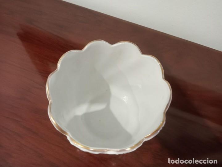 Antig&uuml;edades: MACETERO PEQUE&Ntilde;O PINTADO A MANO MANISES - Foto 3