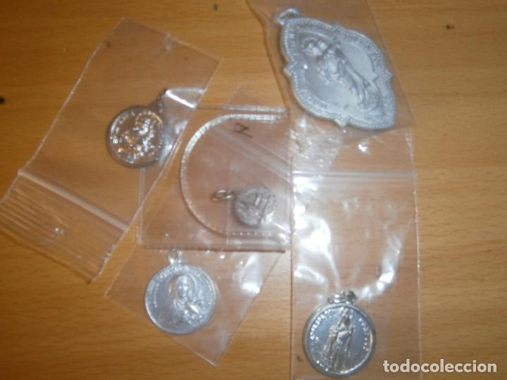 Antig&uuml;edades: Lote de 5 medallas - Foto 1