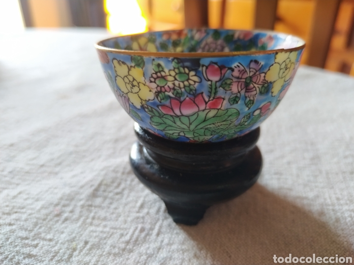 Antig&uuml;edades: Cuenco de porcelana china en urna - Foto 2