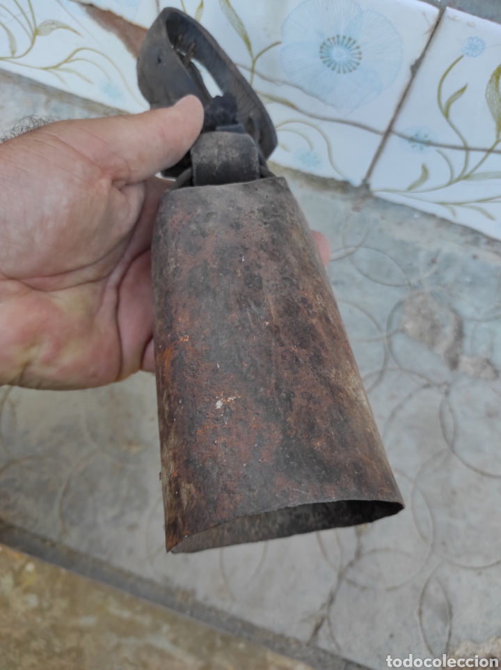 Antig&uuml;edades: Antiguo Cencerro de Ganado - Foto 7