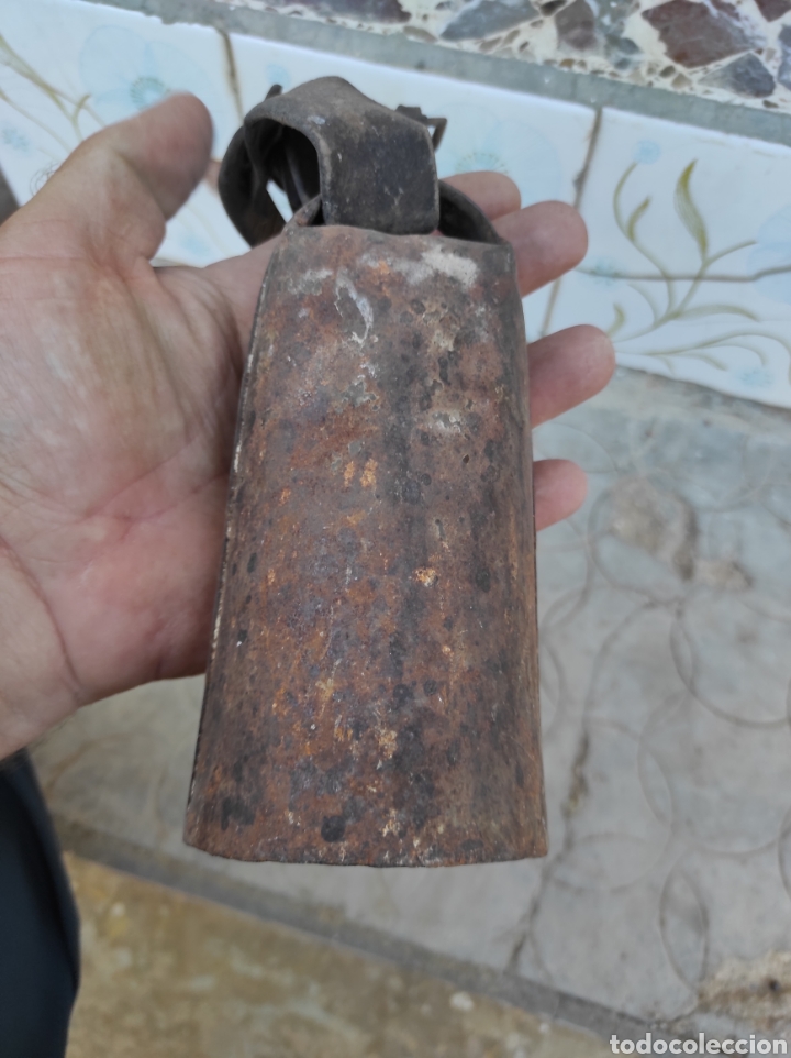 Antig&uuml;edades: Antiguo Cencerro de Ganado - Foto 9