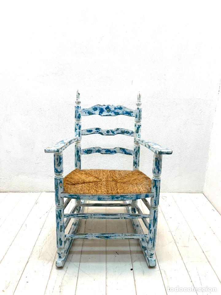 Antig&uuml;edades: ANTIGUA MECEDORA DE PINO Y ENEA, - Foto 2