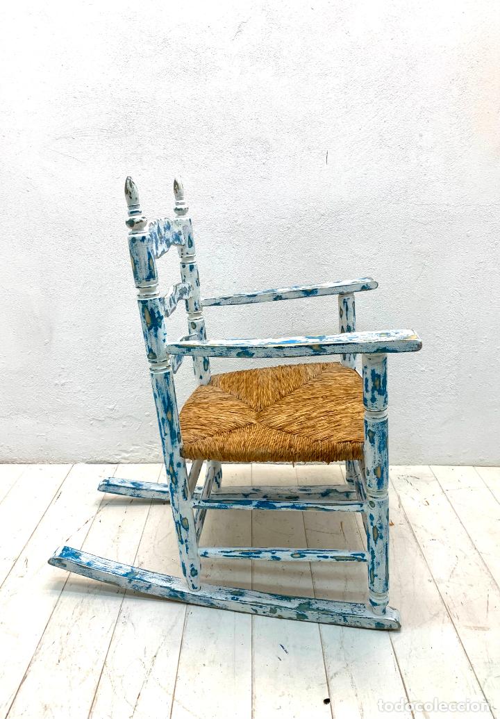 Antig&uuml;edades: ANTIGUA MECEDORA DE PINO Y ENEA, - Foto 4