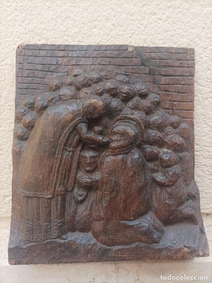 Antig&uuml;edades: TABLA TALLADA - Foto 1