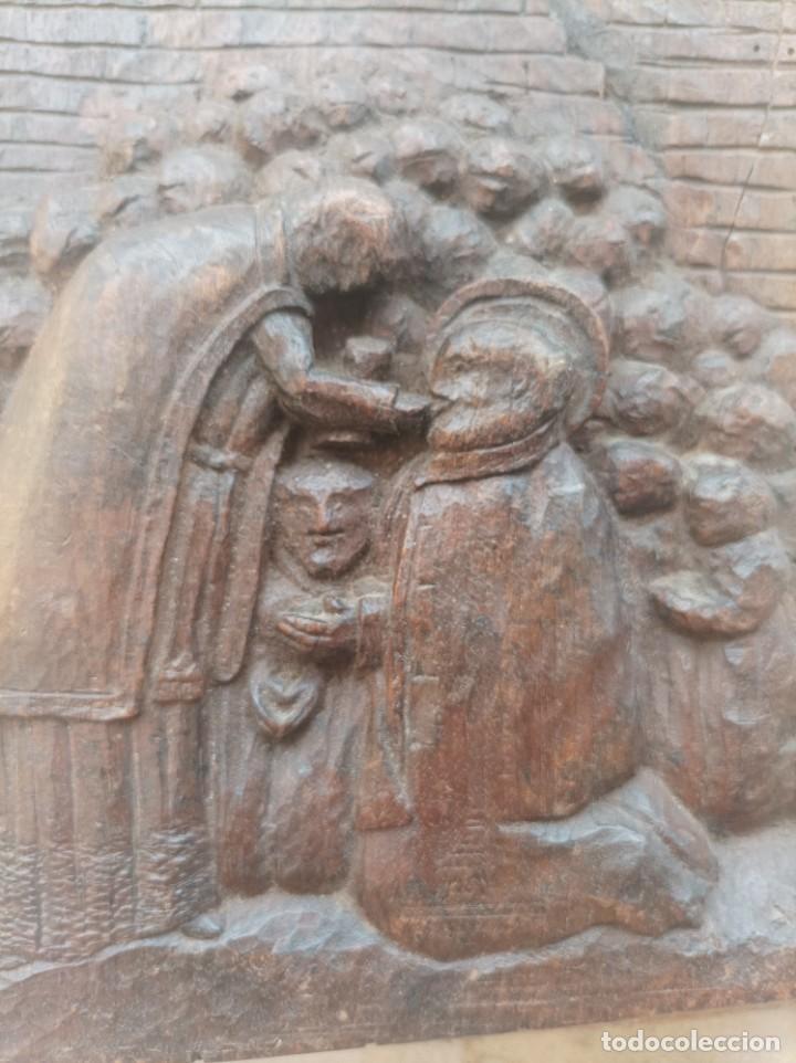 Antig&uuml;edades: TABLA TALLADA - Foto 3