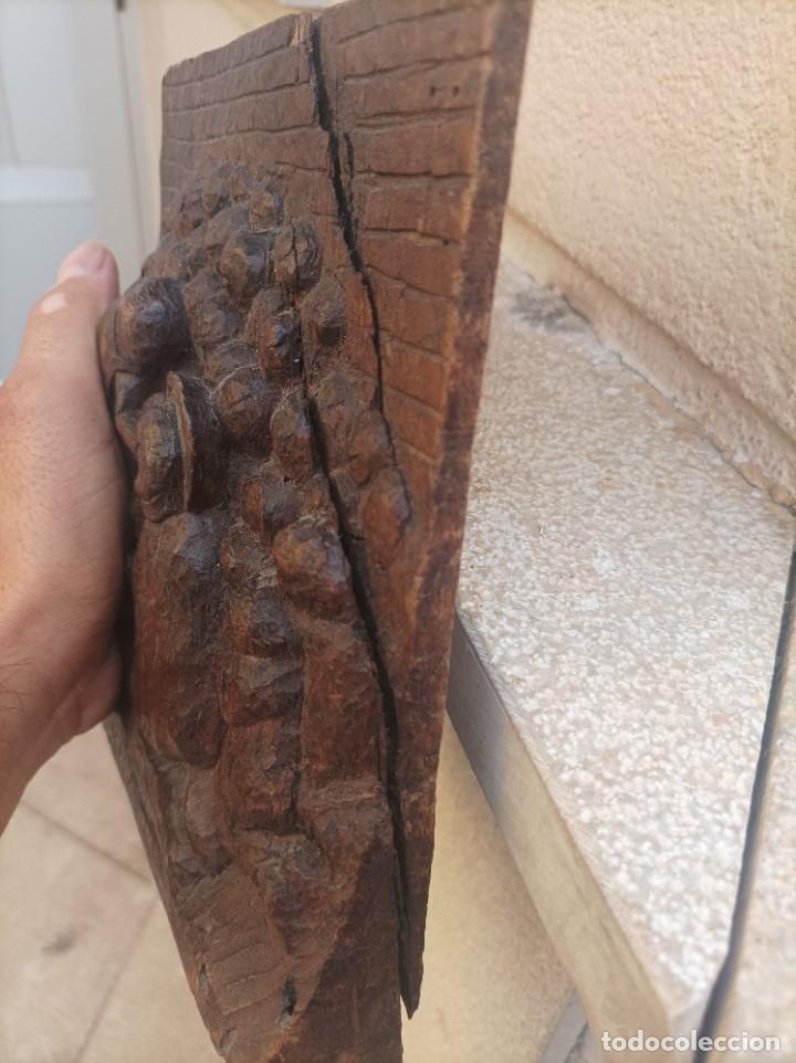 Antig&uuml;edades: TABLA TALLADA - Foto 4