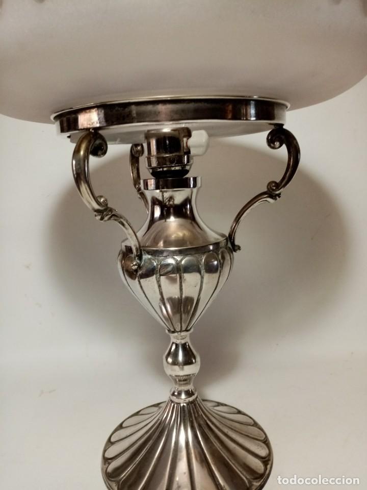 Antig&uuml;edades: lampara de mesa- - Foto 2