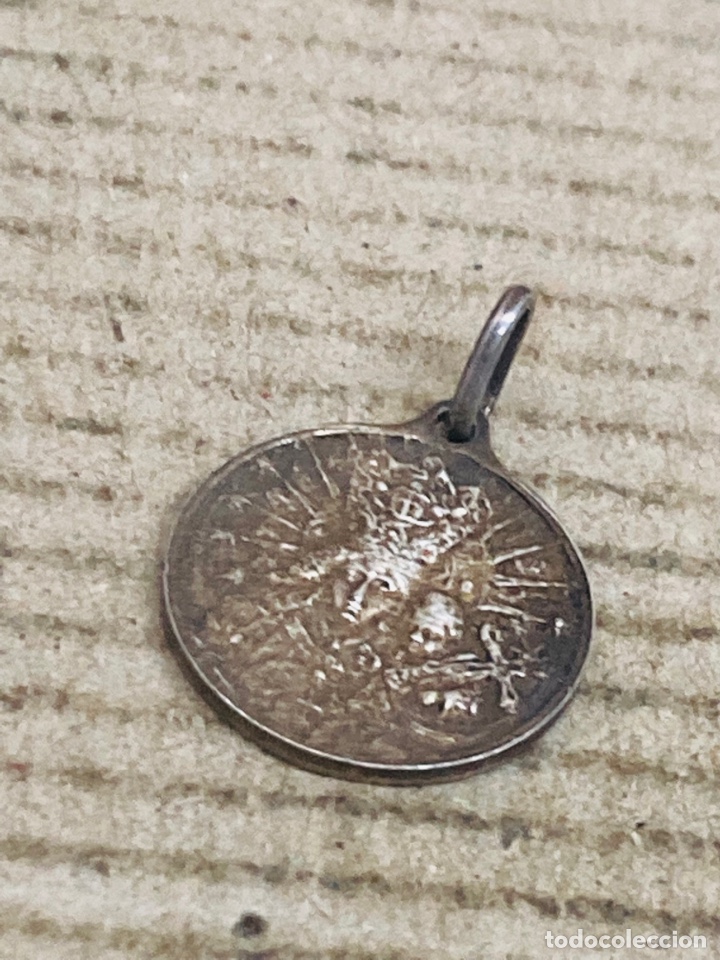 Antig&uuml;edades: Medalla religiosa de plata - Foto 1