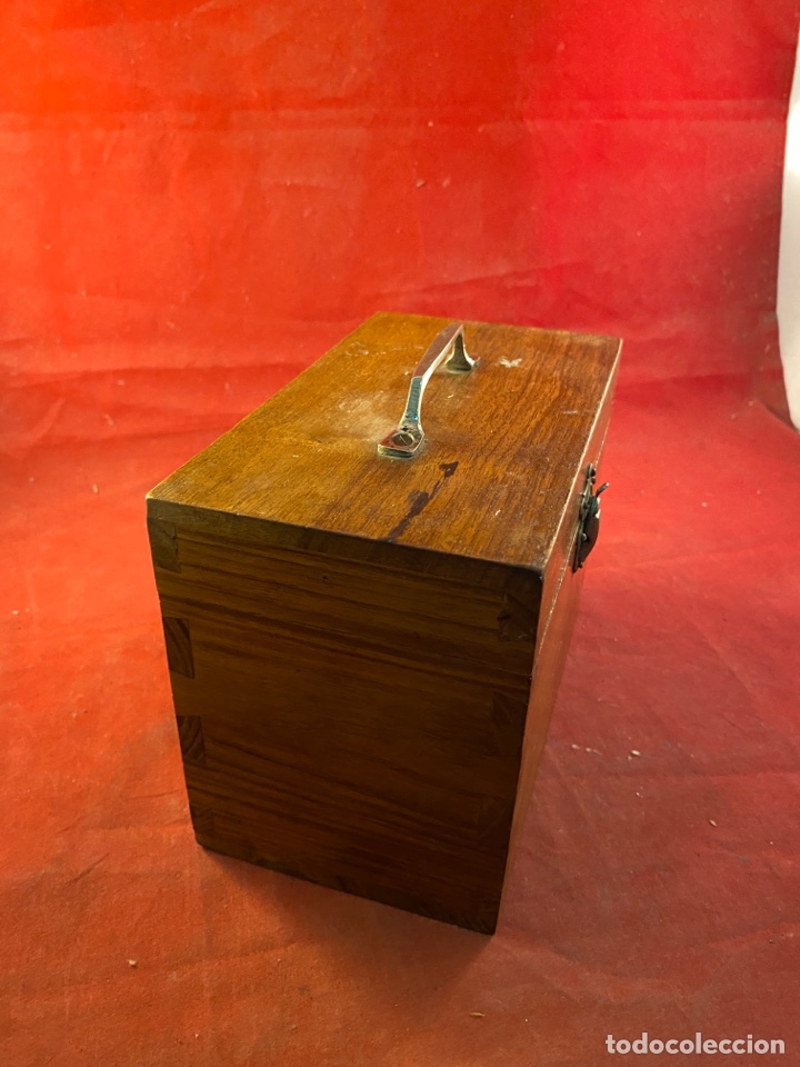 Antig&uuml;edades: Caja madera - Foto 2