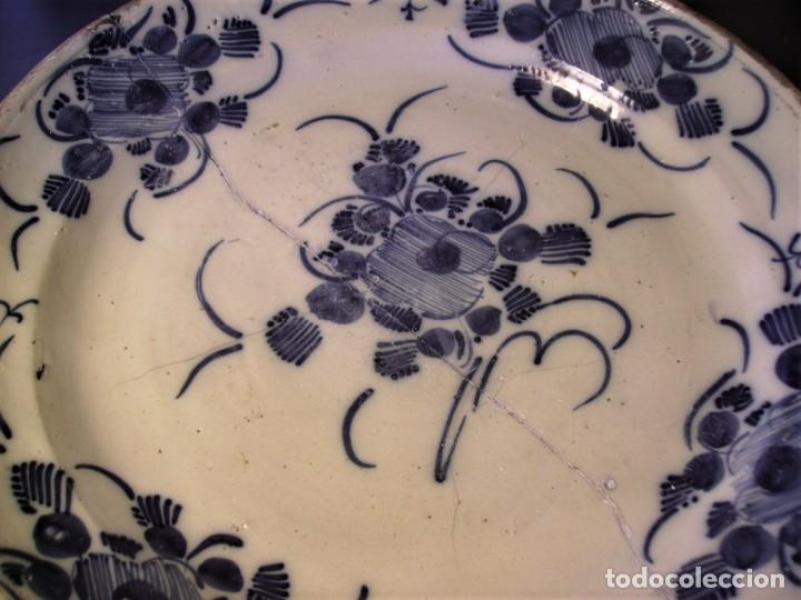 Antig&uuml;edades: GRAN Y ROTUNDO PLATO DE TRIANA XVIII - Foto 9
