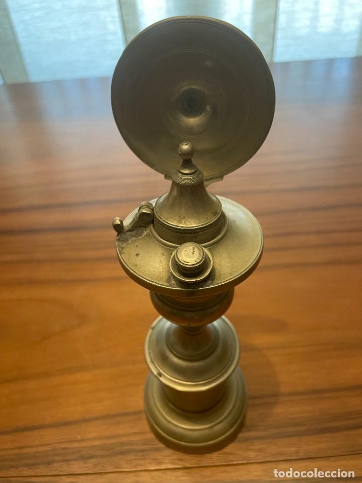 Antiguidades: Antiguo candil de aceite