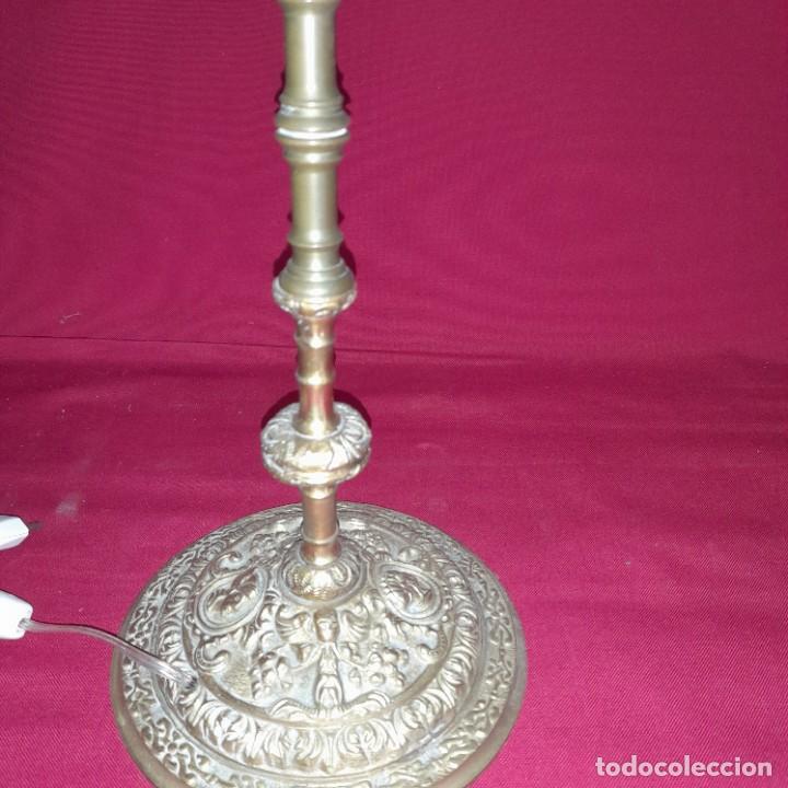 Antig&uuml;edades: L&aacute;mpara de sobremesa en bronce - Foto 6