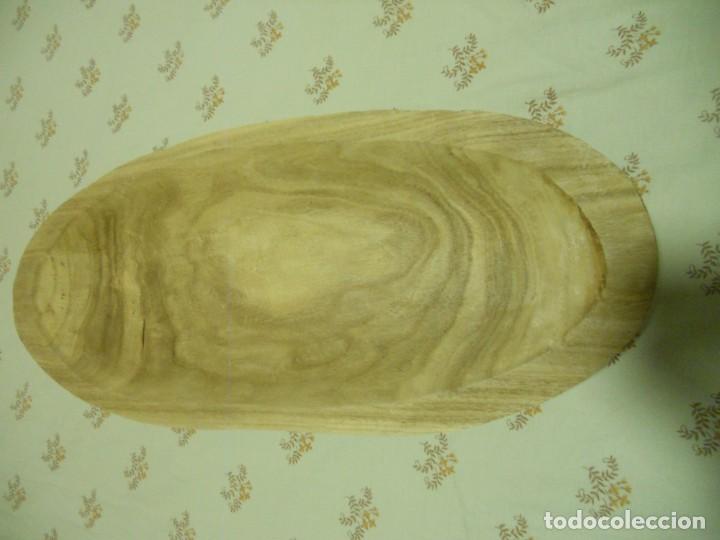 Antig&uuml;edades: CENTRO DE MESA DE MADERA SIN PULIR ECHO A MANO - Foto 2