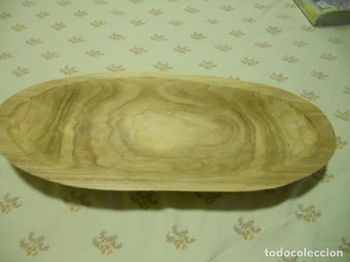 Antig&uuml;edades: CENTRO DE MESA DE MADERA SIN PULIR ECHO A MANO - Foto 3