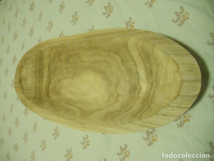 Antig&uuml;edades: CENTRO DE MESA DE MADERA SIN PULIR ECHO A MANO - Foto 5