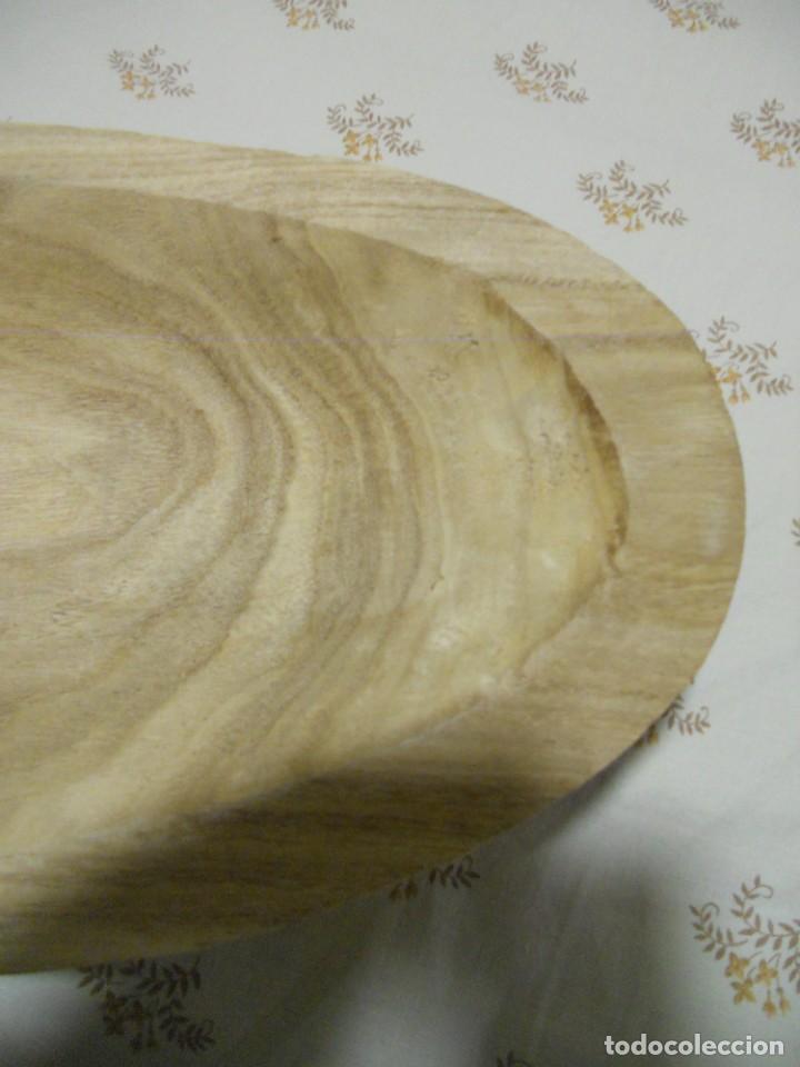 Antig&uuml;edades: CENTRO DE MESA DE MADERA SIN PULIR ECHO A MANO - Foto 6