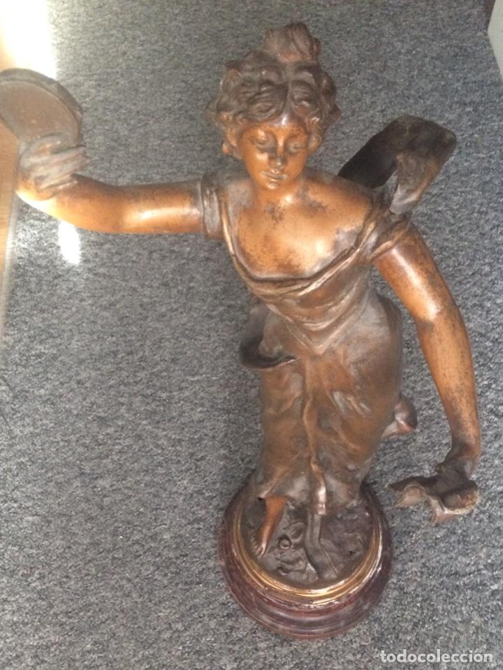 Antig&uuml;edades: Figura calamina modernista - Foto 1