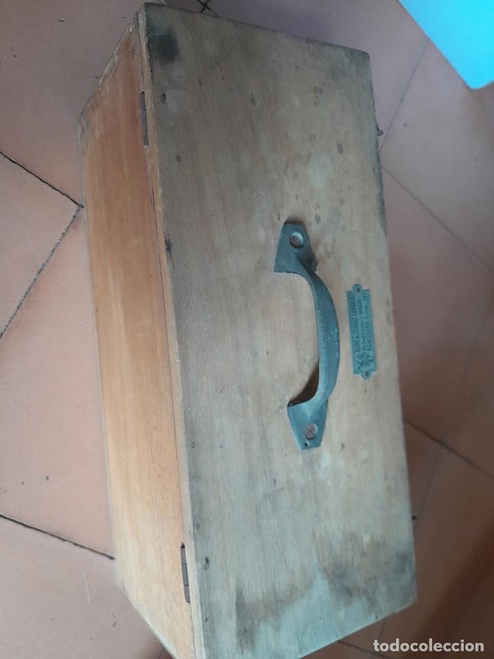 Antig&uuml;edades: Instrumentos laboratorio - Foto 5