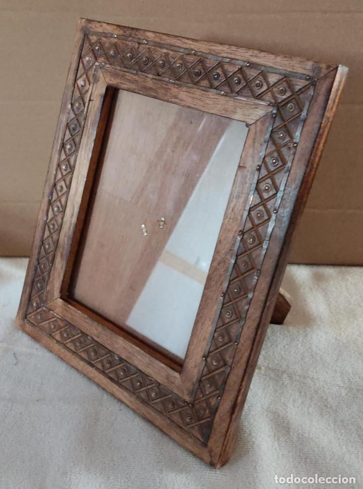 Antig&uuml;edades: MARCO MACIZO DE MADERA ANTIGUO. - Foto 3