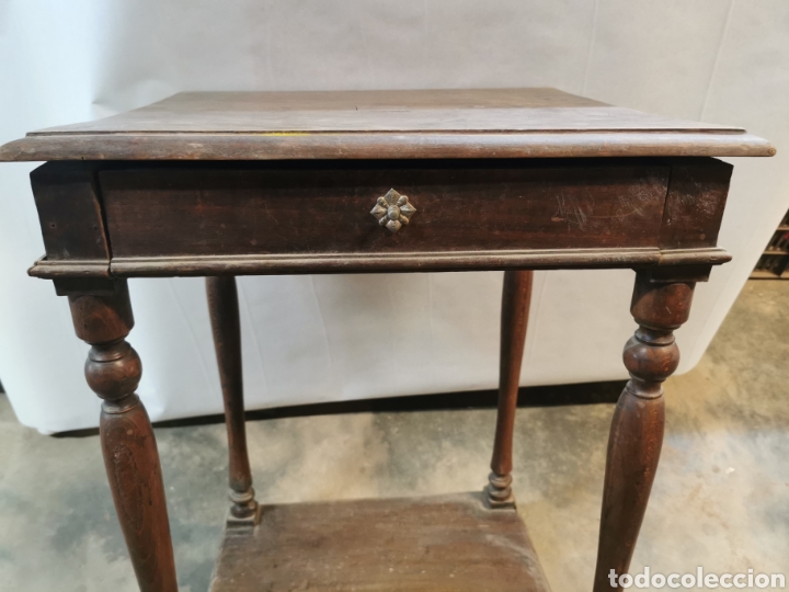 Antig&uuml;edades: Mesa auxiliar - Foto 4