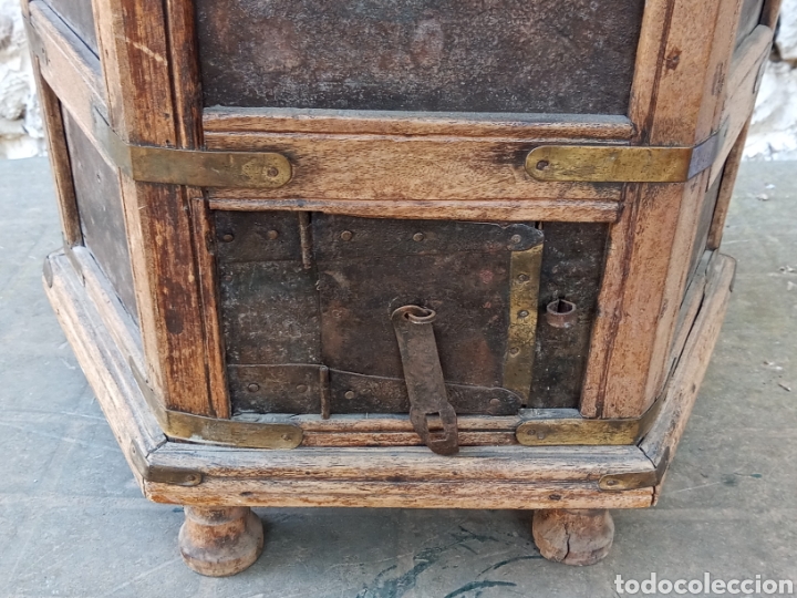 Antig&uuml;edades: Antiguo mueble indio - Foto 9