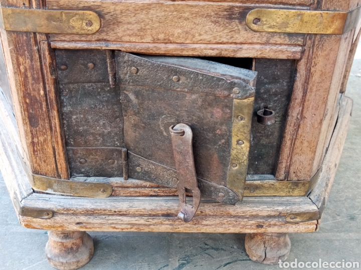 Antig&uuml;edades: Antiguo mueble indio - Foto 11