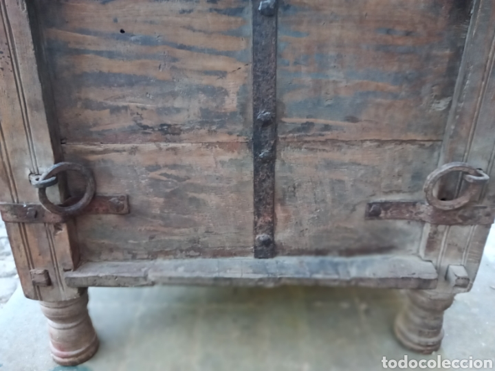 Antig&uuml;edades: Antigua arca india - Foto 11