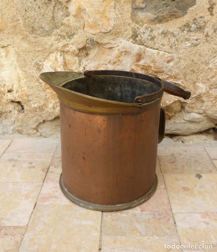 Antig&uuml;edades: Cubo de cobre para medidas - Foto 2