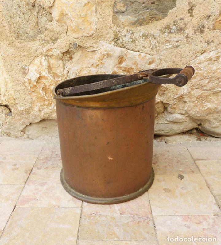 Antig&uuml;edades: Cubo de cobre para medidas - Foto 3