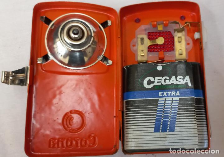 Antig&uuml;edades: ANTIGUA LINTERNA, MARCA CORONA, NARANJA - Foto 4