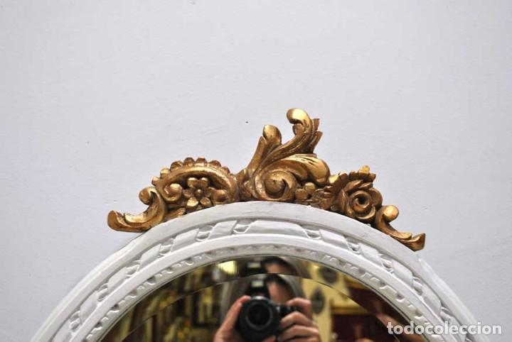 Antig&uuml;edades: MUEBLE TOCADOR DE MADERA BLANCO Y DORADO - Foto 4