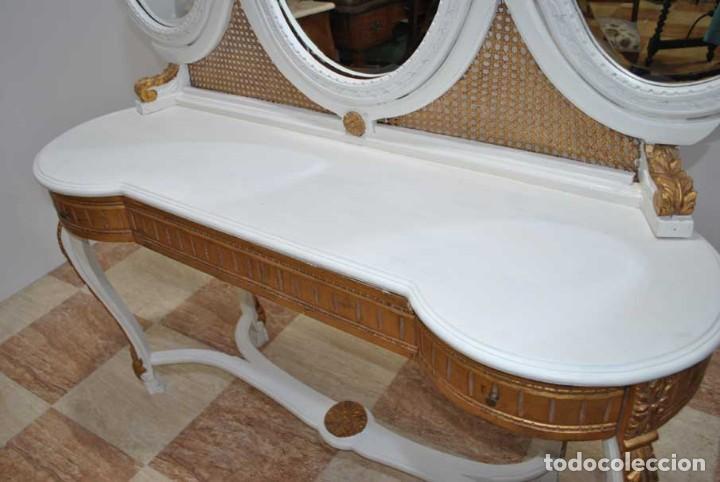 Antig&uuml;edades: MUEBLE TOCADOR DE MADERA BLANCO Y DORADO - Foto 7